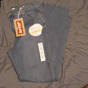 Misses Levi's perfectly slimming  bootcut 512